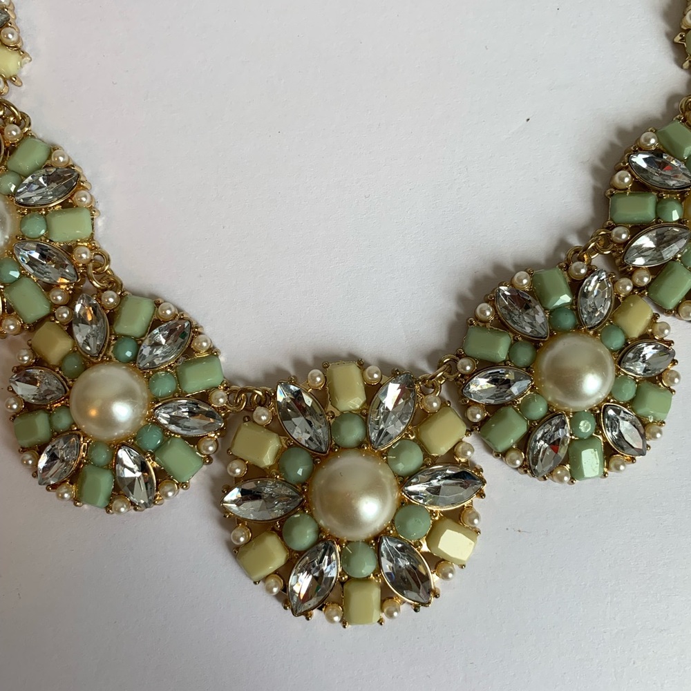 Gold Tone Sea-foam Green Pearl Statement Necklace - Picture 3 of 6